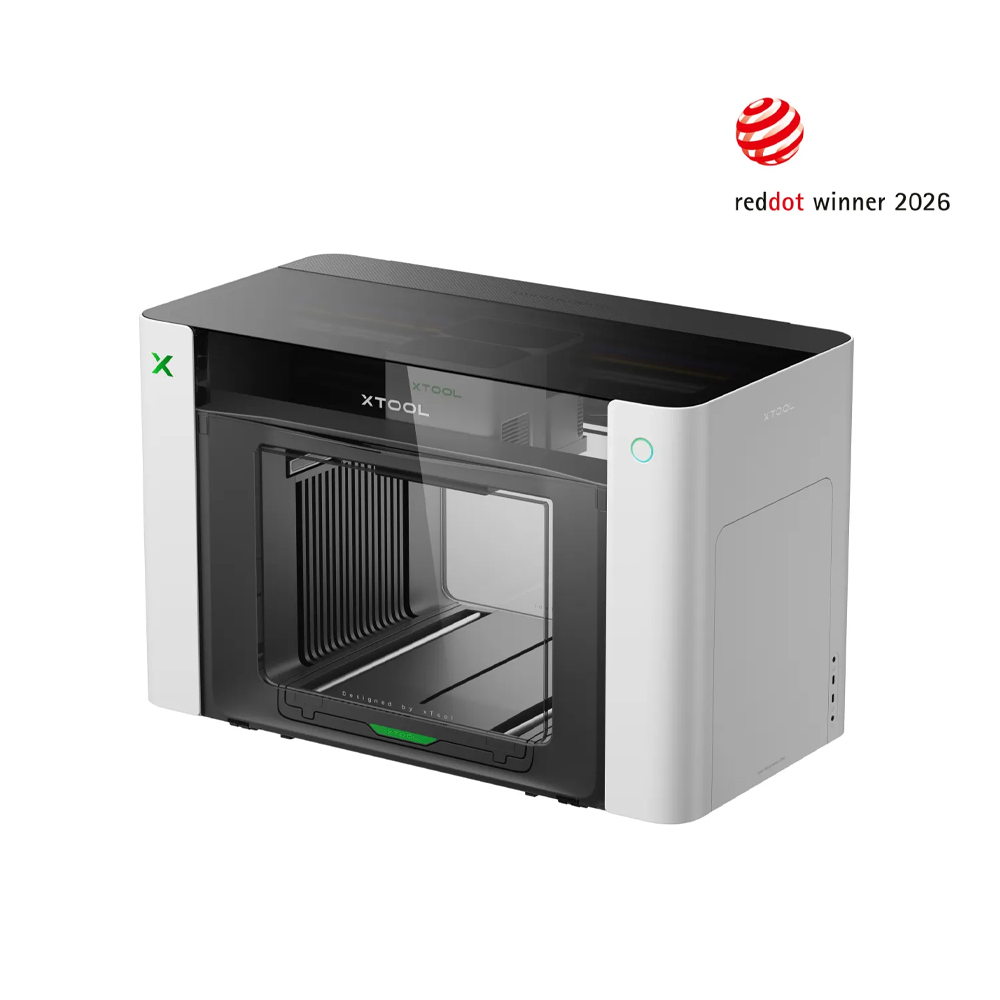 xTool O1 Omni Printer ir profesionāla, daudzfunkcionāla drukas iekārta, personalizētu produktu izgatavošanai, darbnīcām un mazajam biznesam